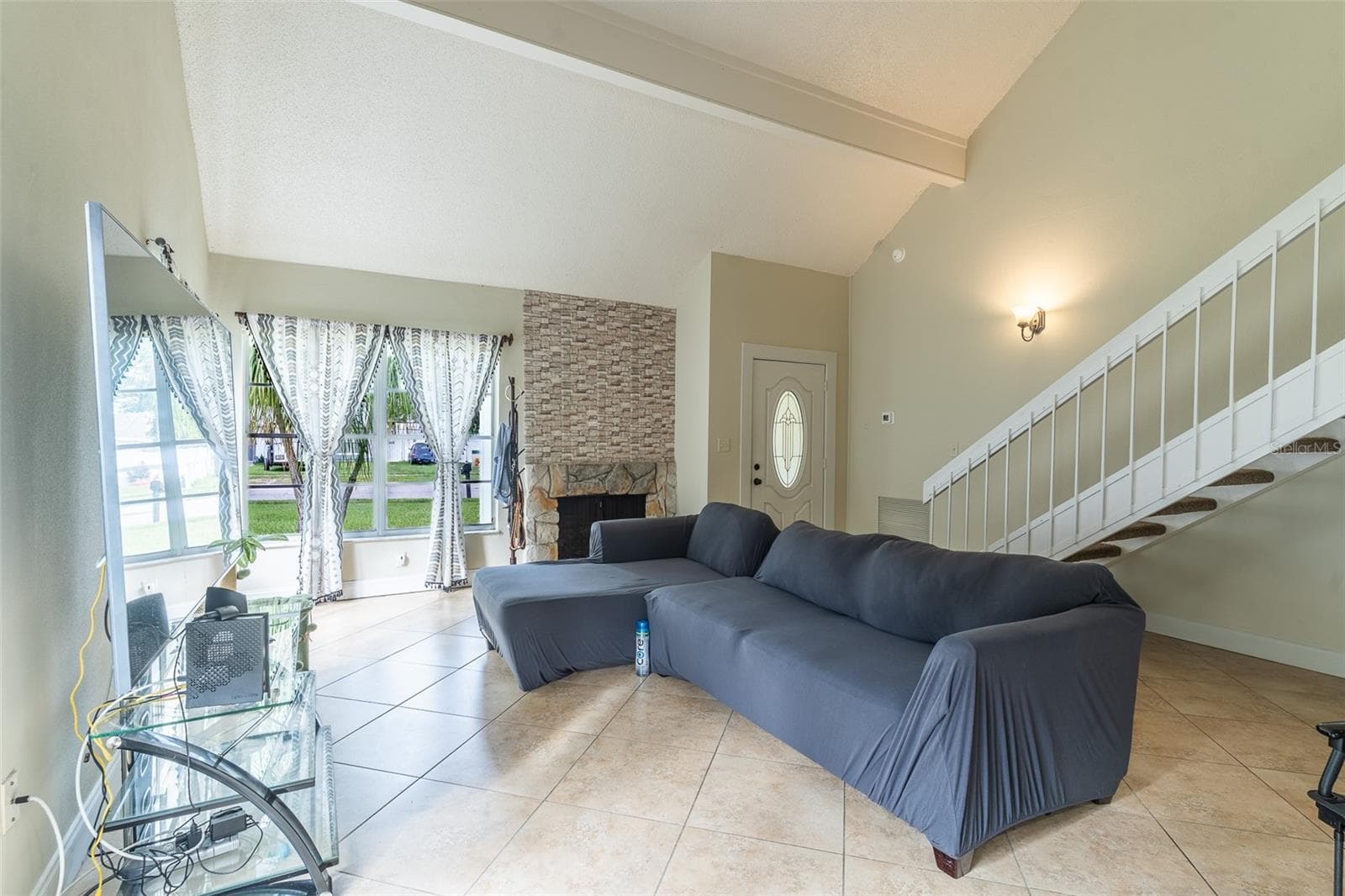 631 Stone Dr photo 3