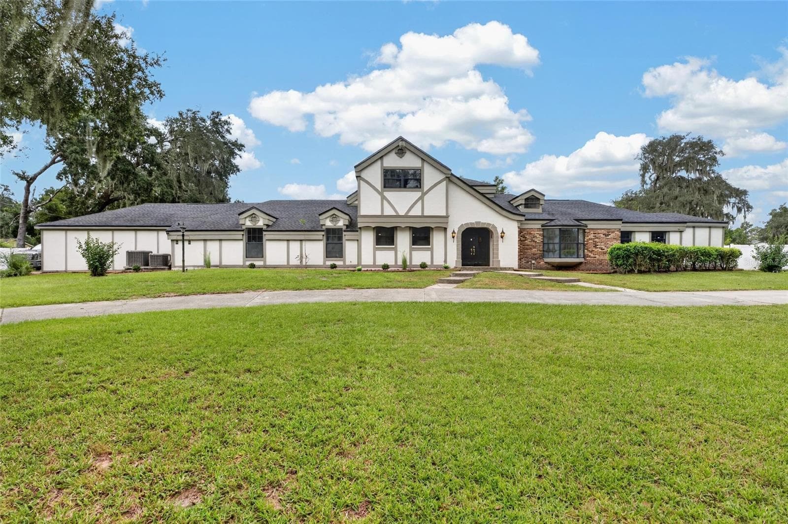 12603 Lake Hills Dr photo 3