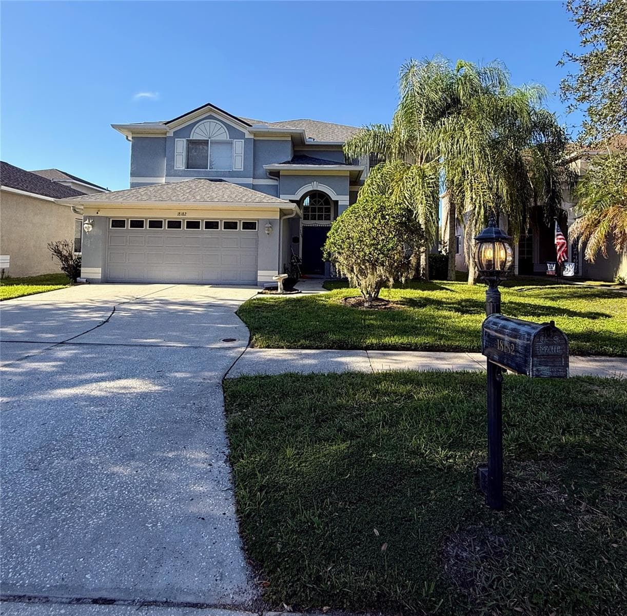 18182 Sandy Pointe Dr photo 3