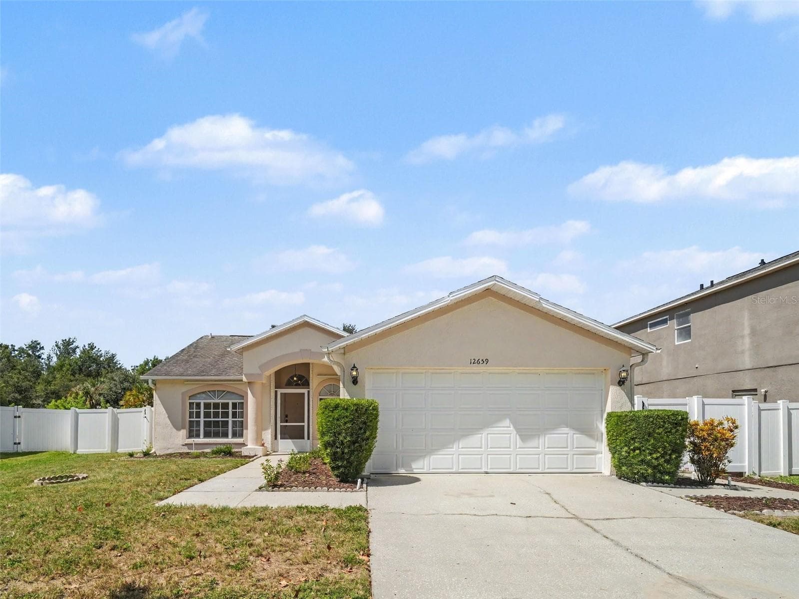 12659 Longcrest Dr
