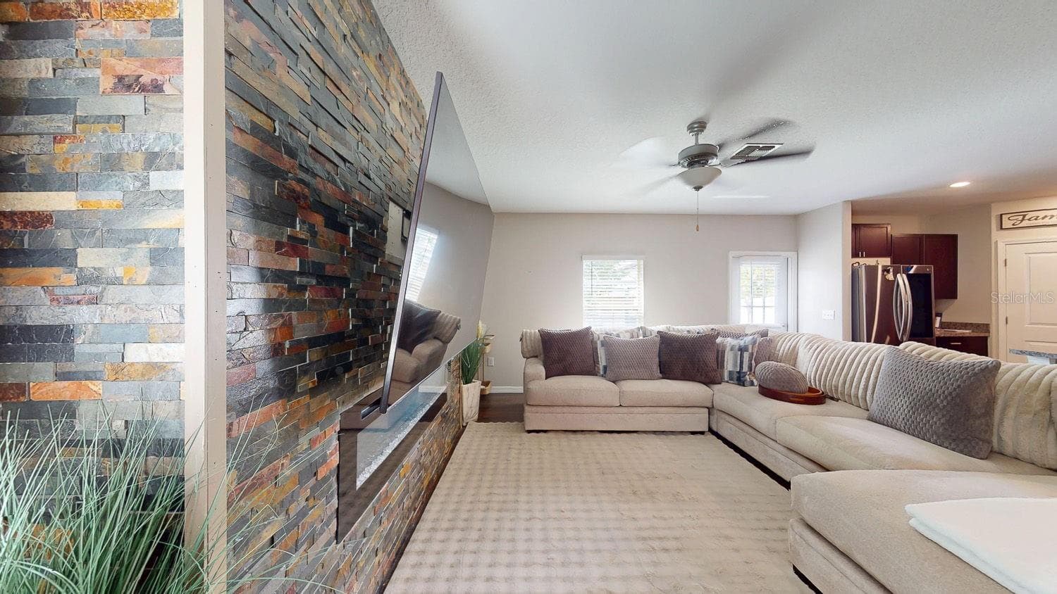 10211 White Linen Ave photo 5