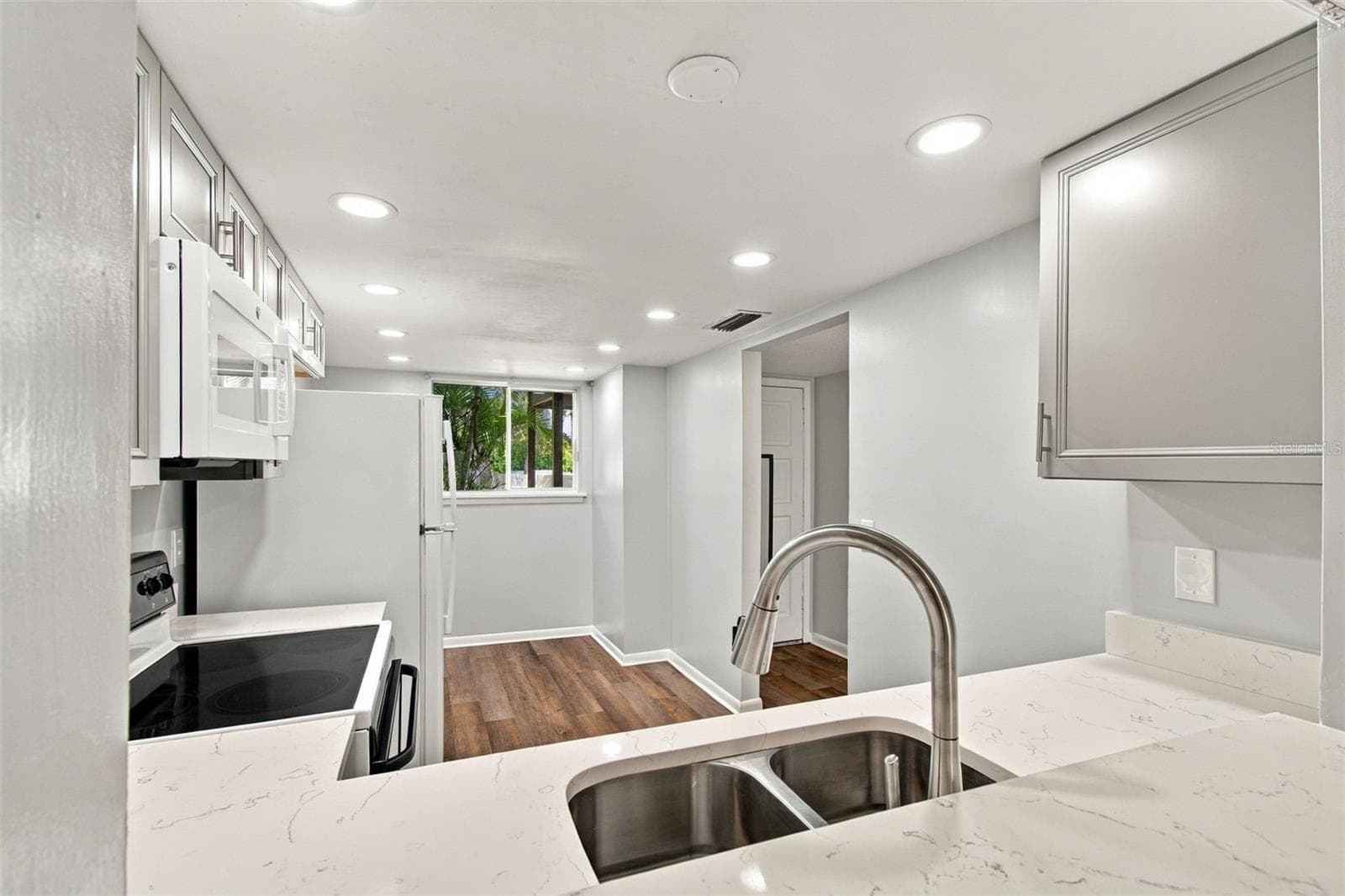 6340 Newtown Cir #40A4 photo 5