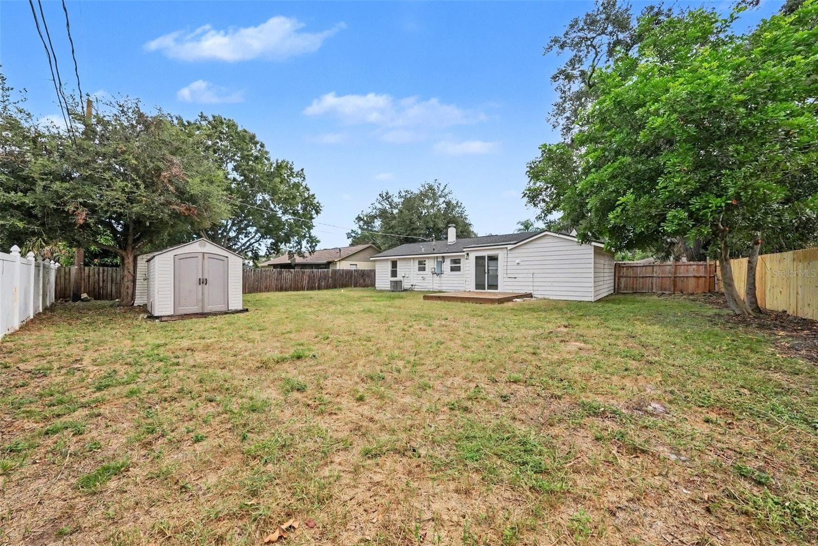 6711 S Gabrielle St photo 4