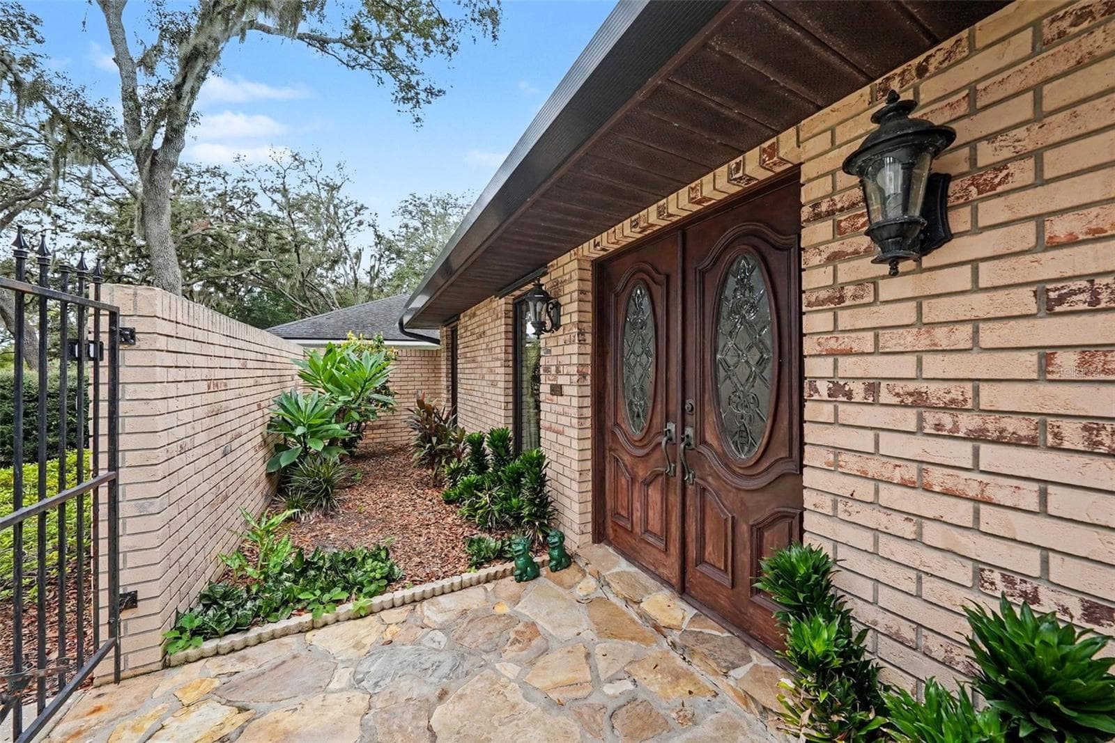 201 Wild Oak Dr photo 4