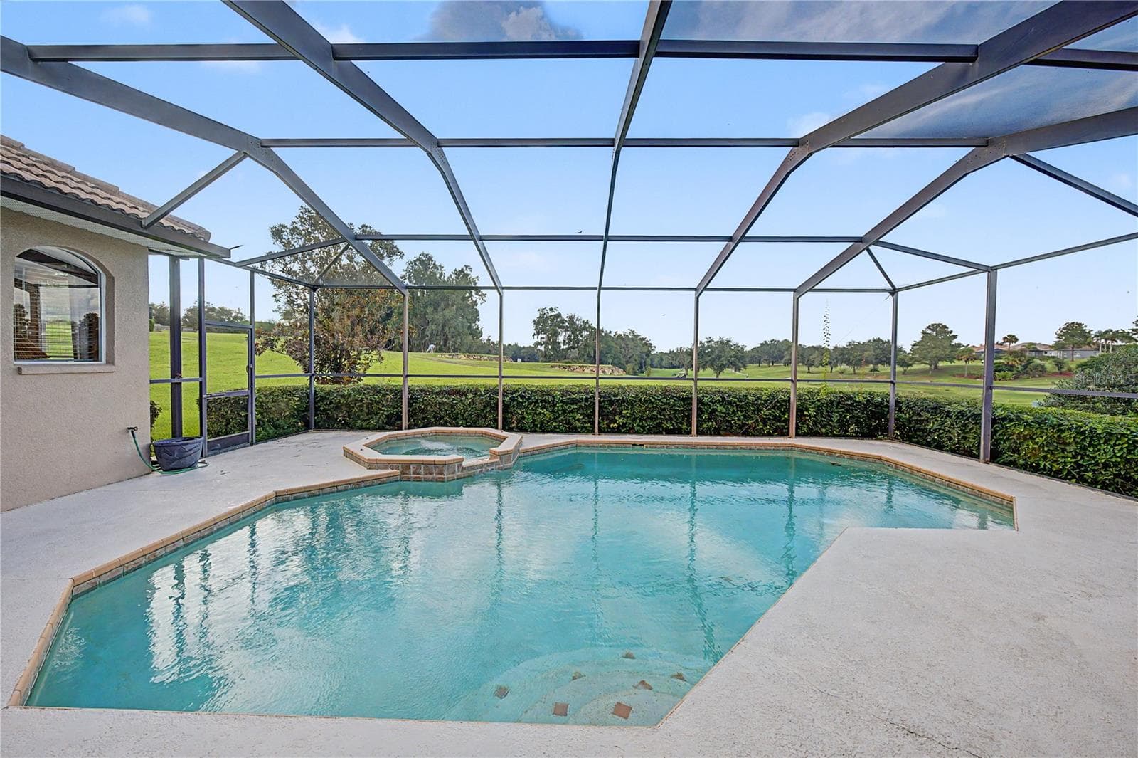 13823 Thoroughbred Dr photo 2