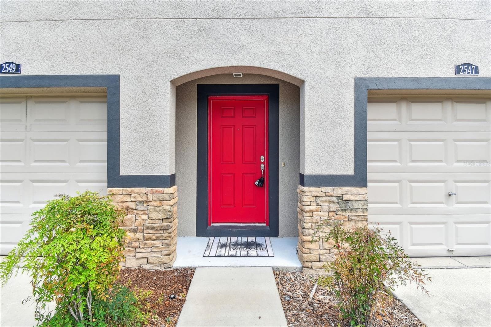 2547 Lexington Oak Dr