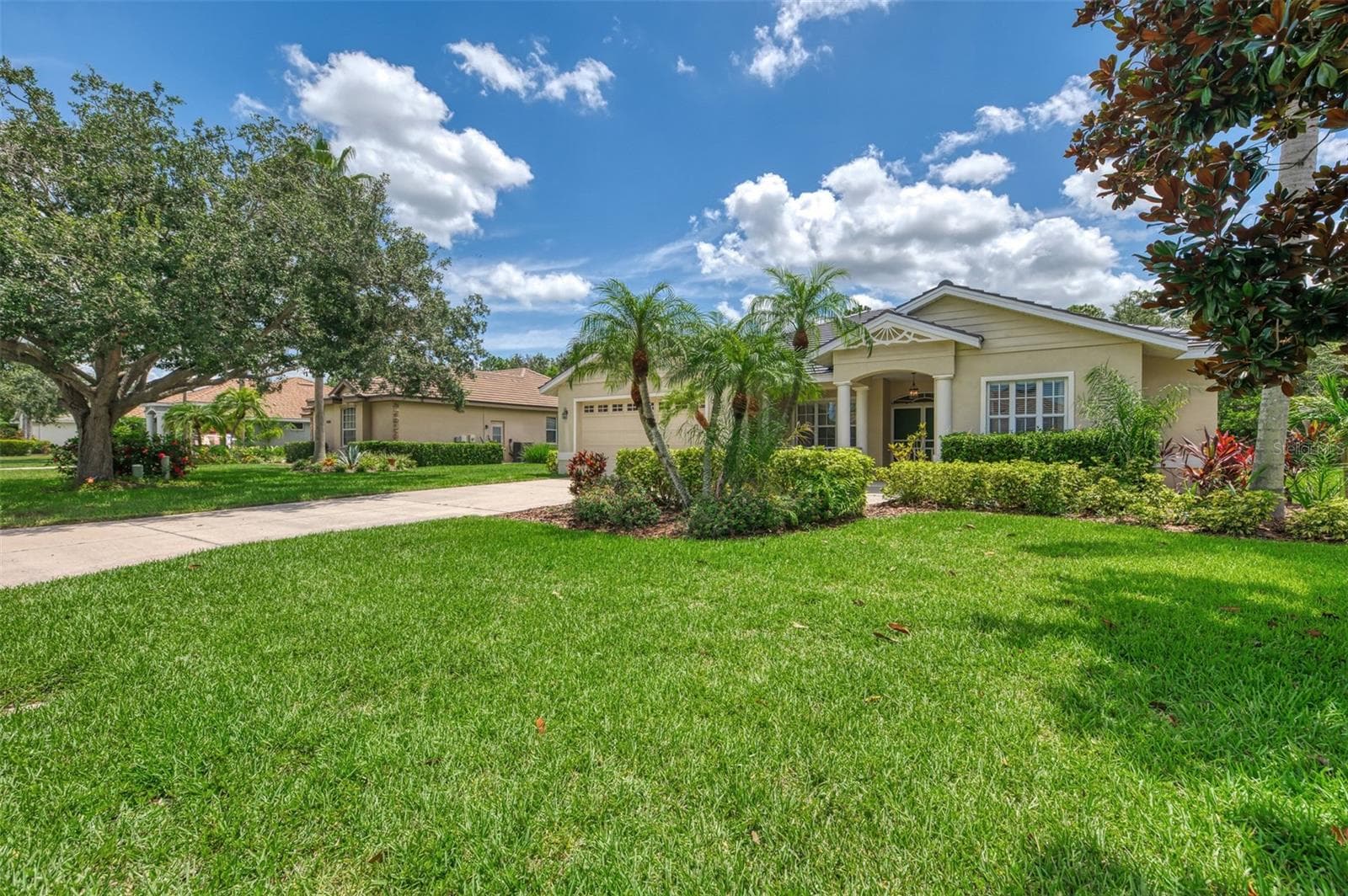 6644 Butlers Crest Dr