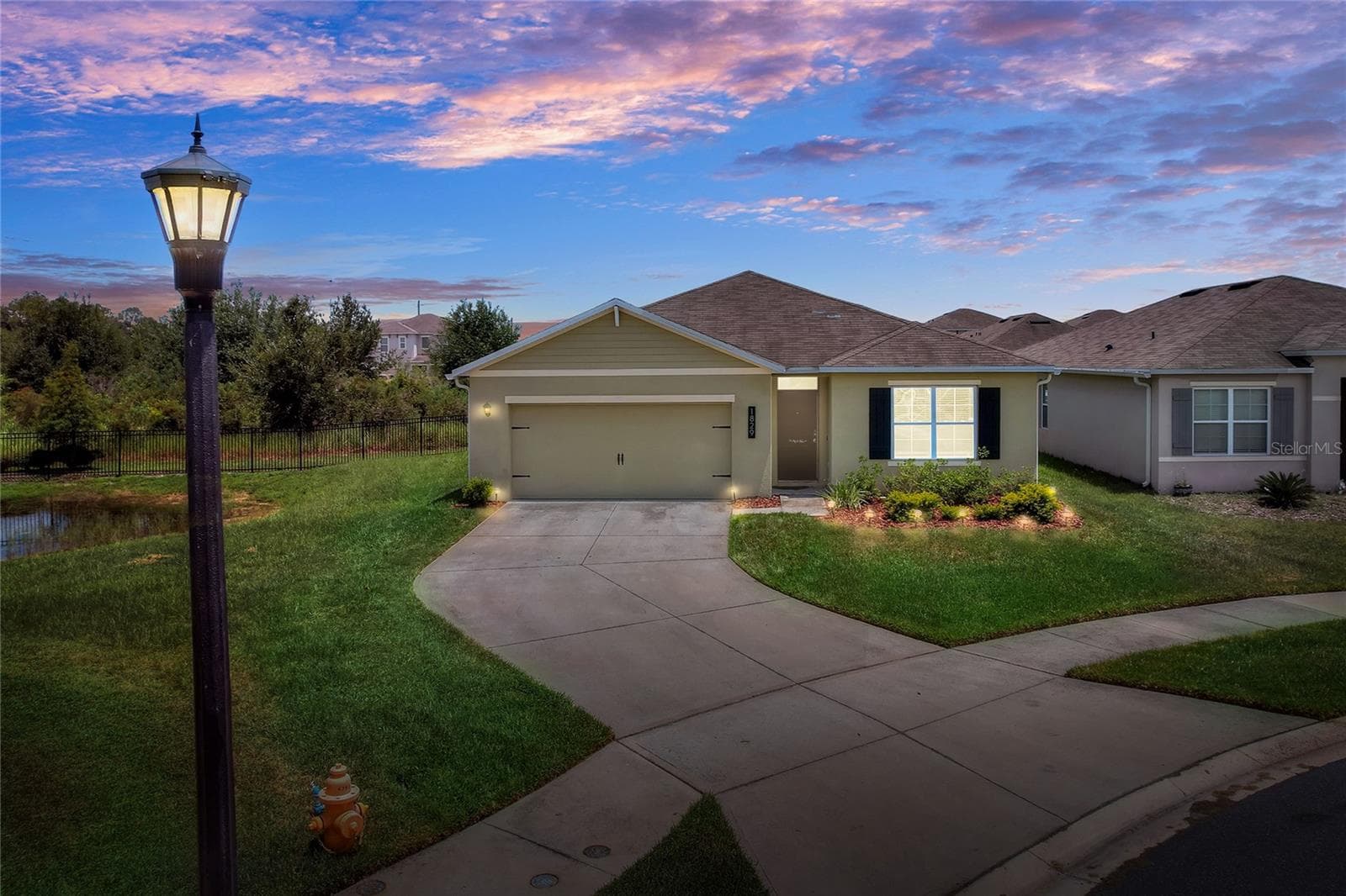 1829 Pristine Loop