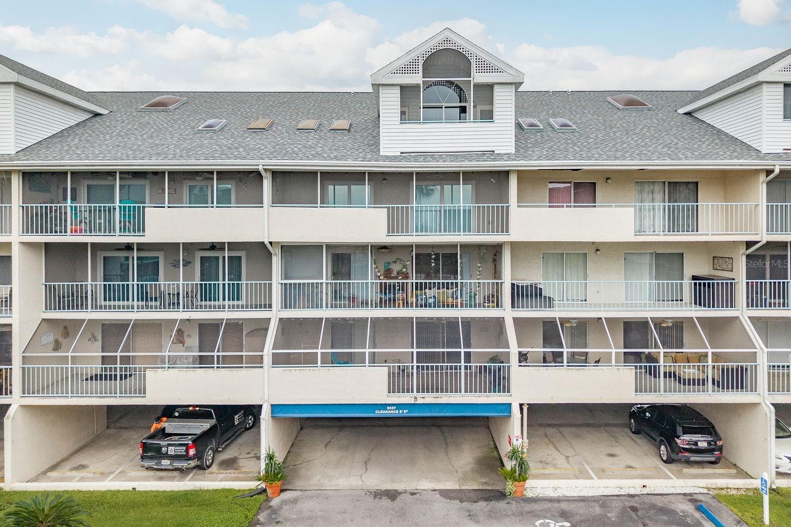 5557 Sea Forest Dr #314