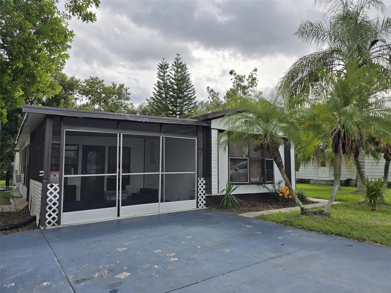 2034 Thelma Dr