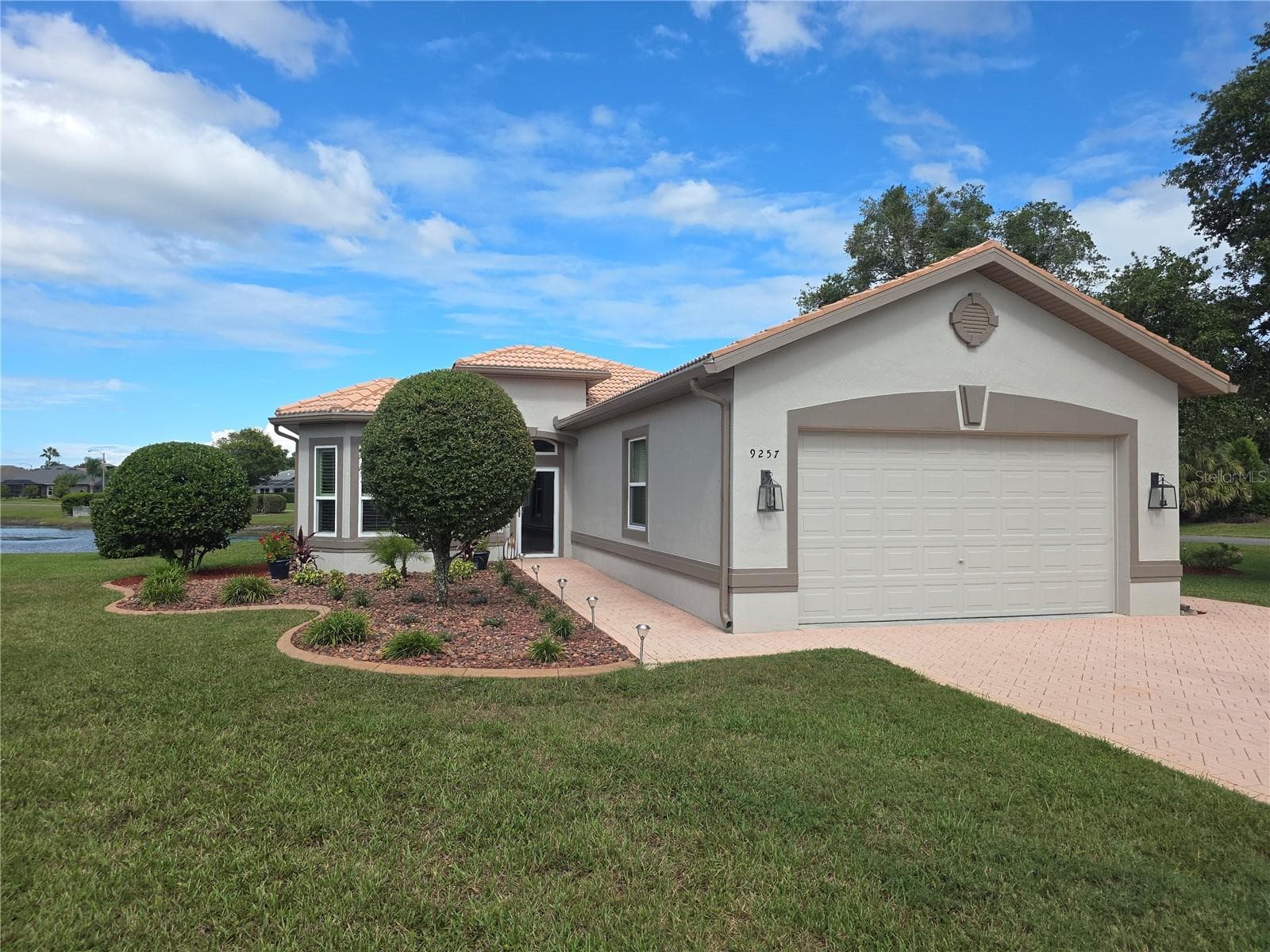 9257 Bonnie Cove Dr