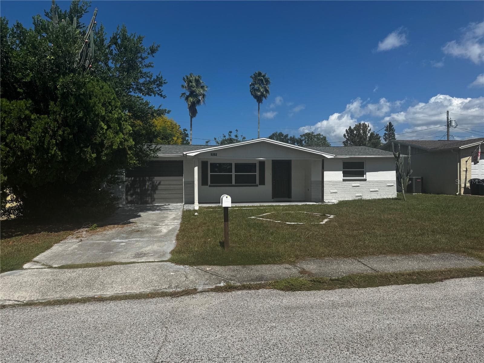 5253 Devries Dr