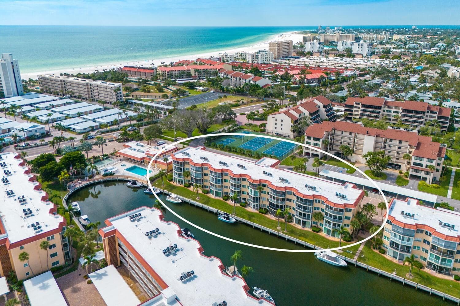 1250 N Portofino Dr #304