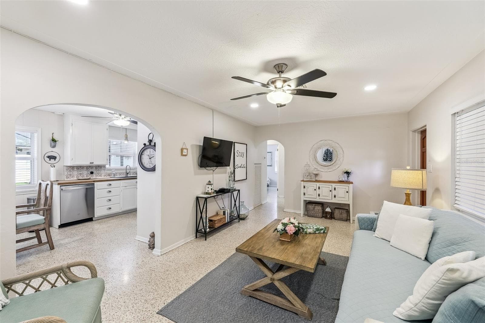2907 Marshall Dr
