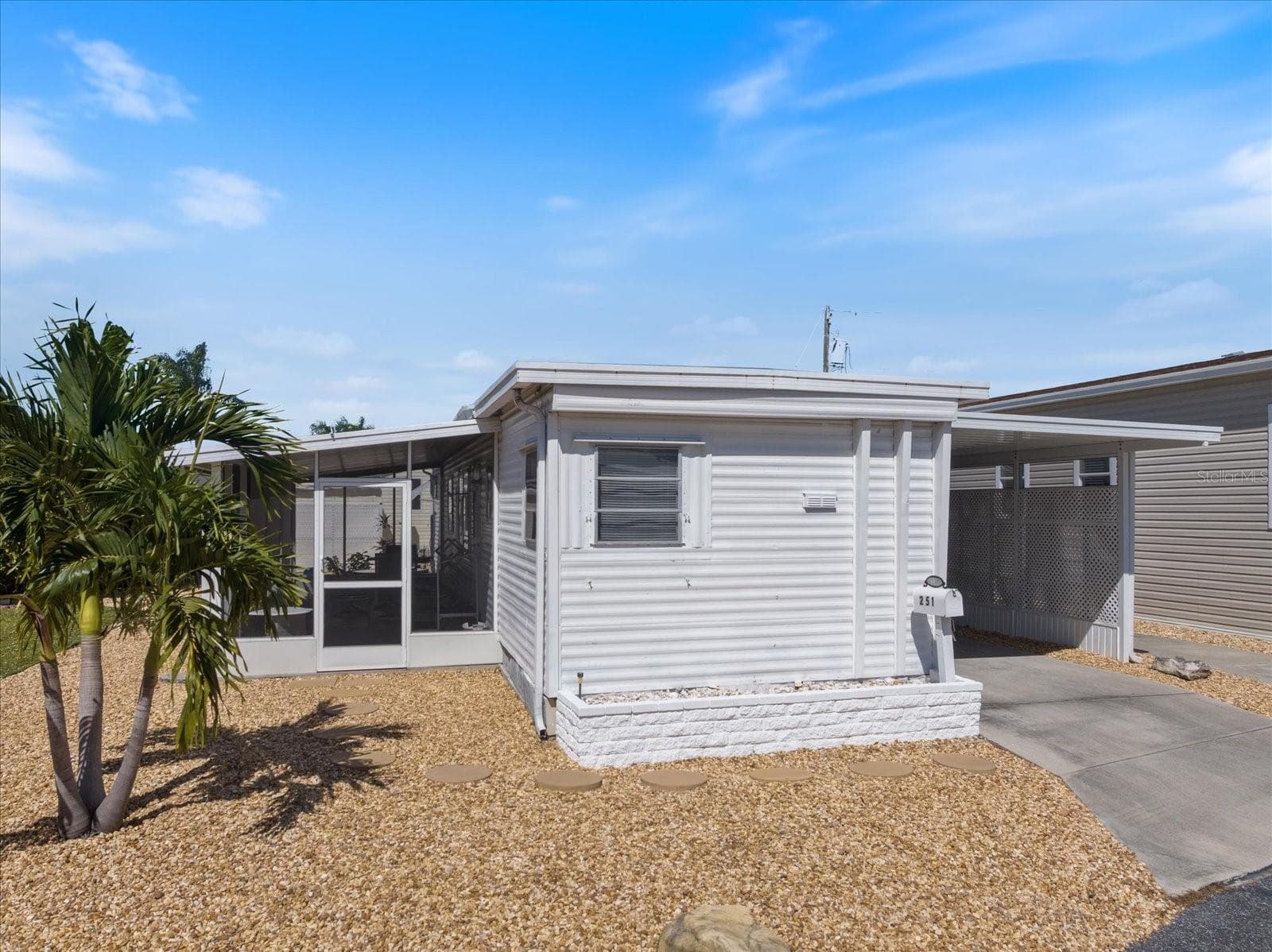 251 Southwinds Dr