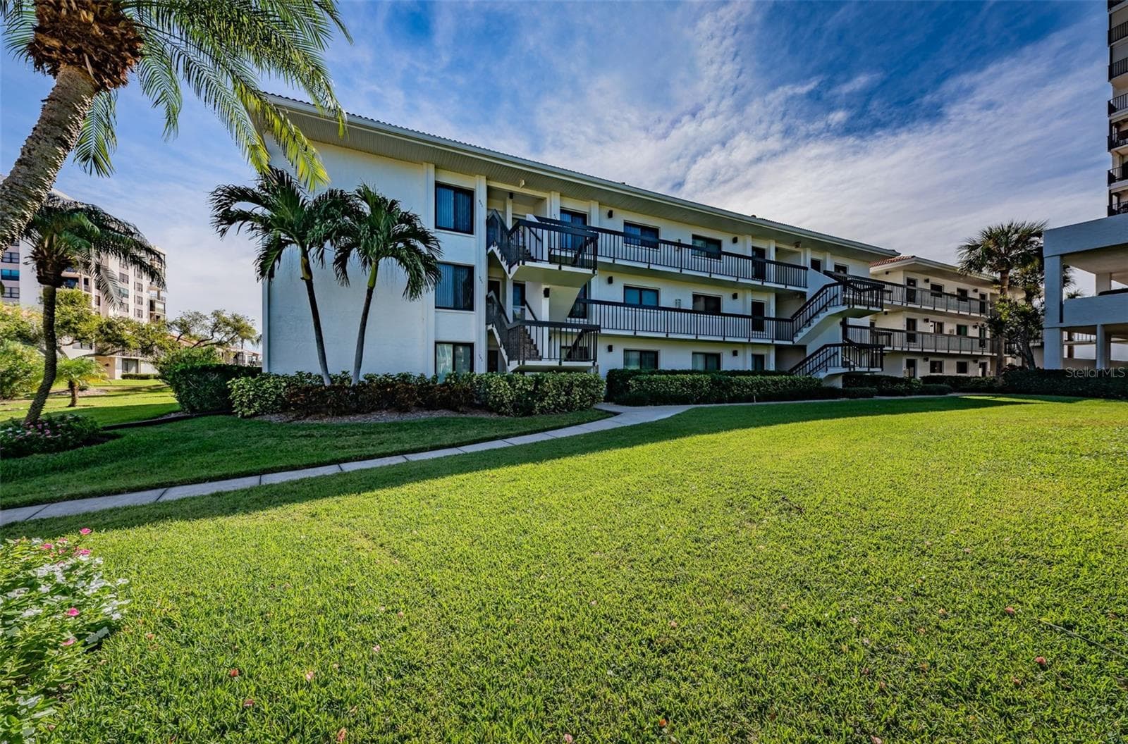 6287 Bahia Del Mar Cir #101