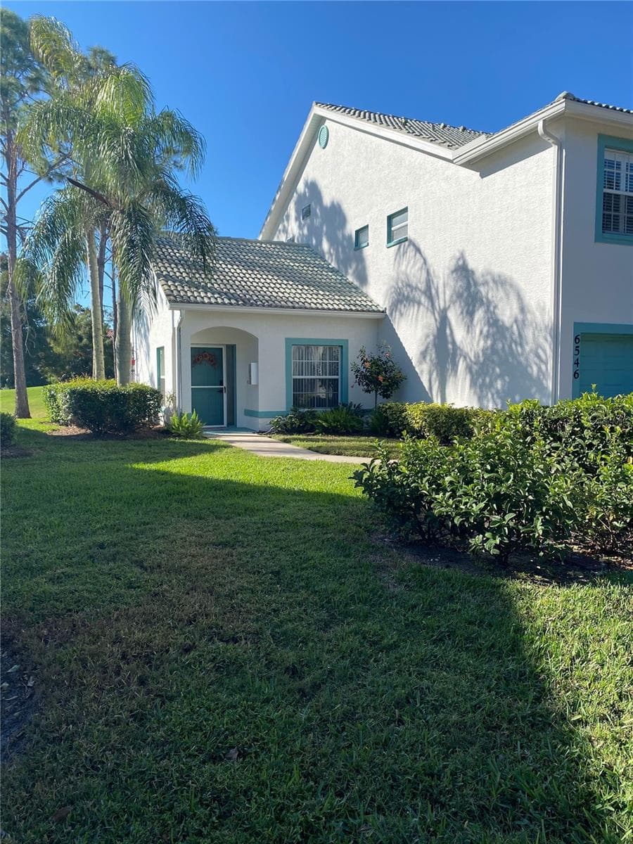 6546 Fairway Gardens Dr #6546