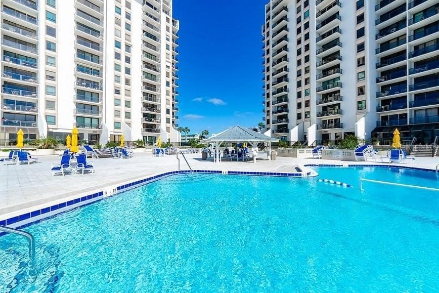 440 S Gulfview Blvd #1004