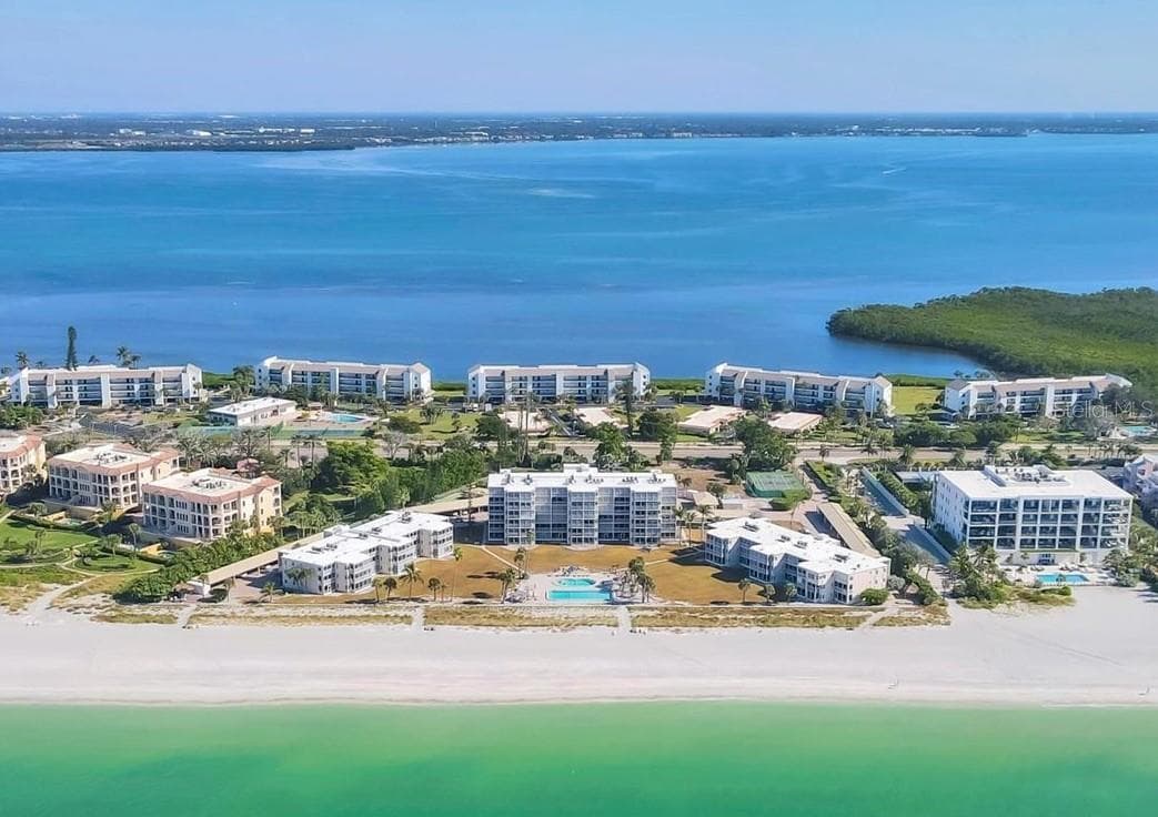 4825 Gulf Of Mexico Dr #202