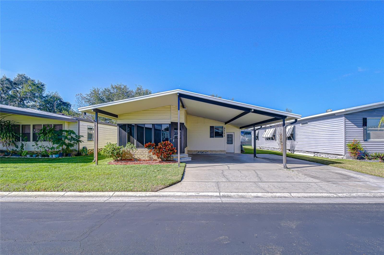 3111 Hickory Dr