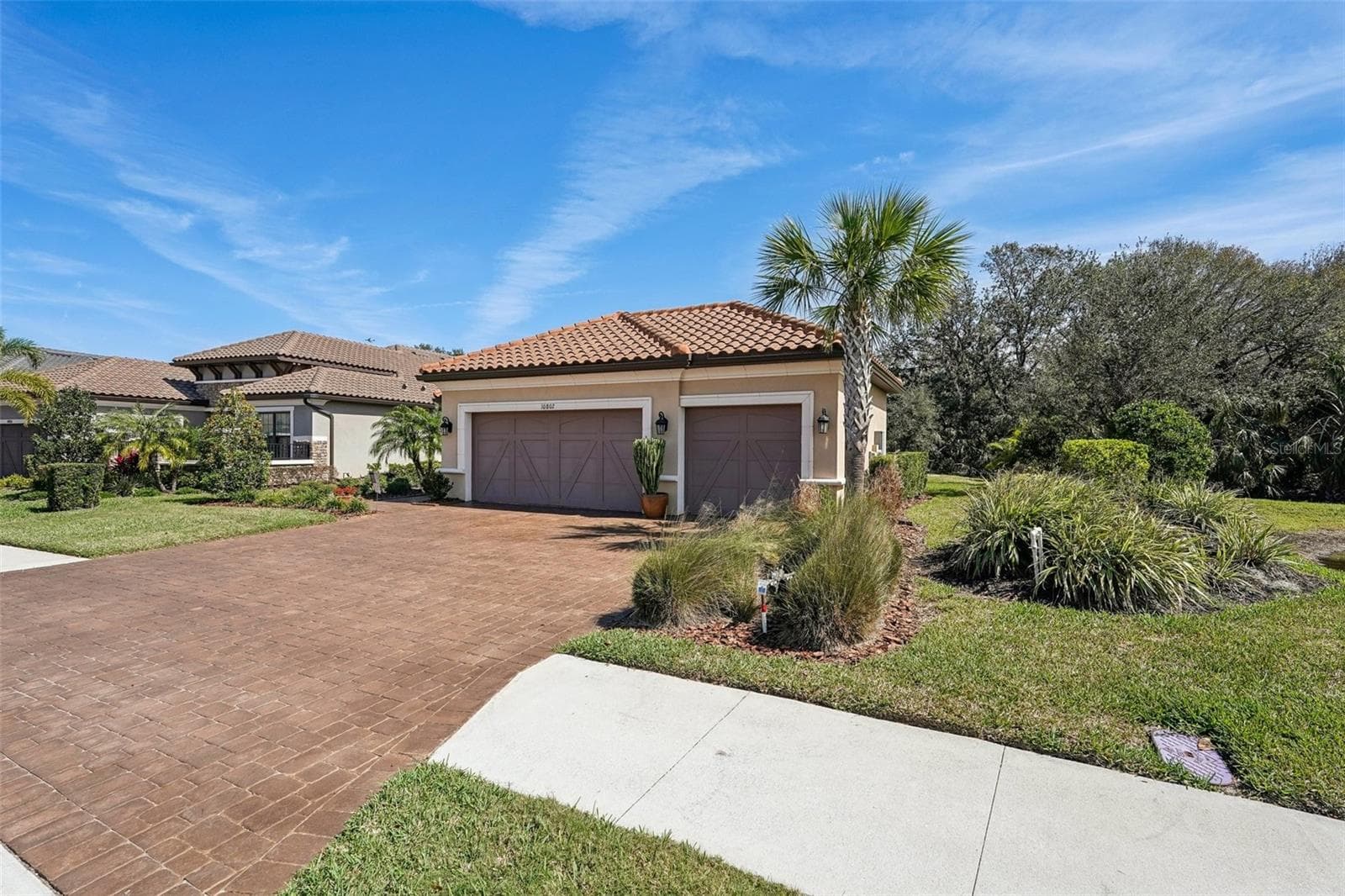 10802 Seasons Way