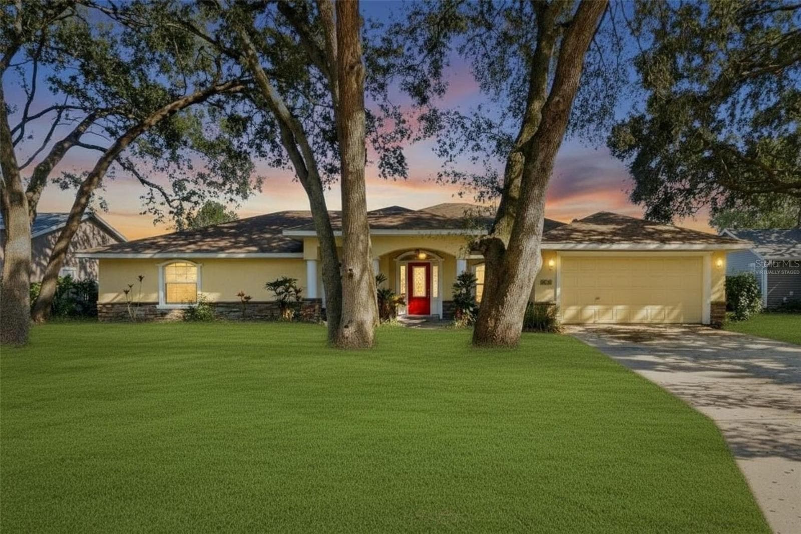 2120 Wildwood Ln