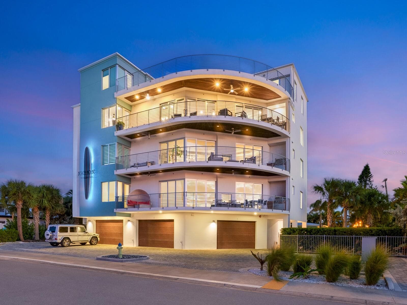 1140 Seaside Dr #301