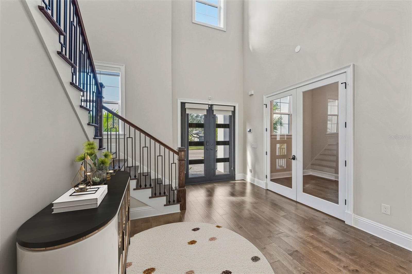 481 W Davis Blvd