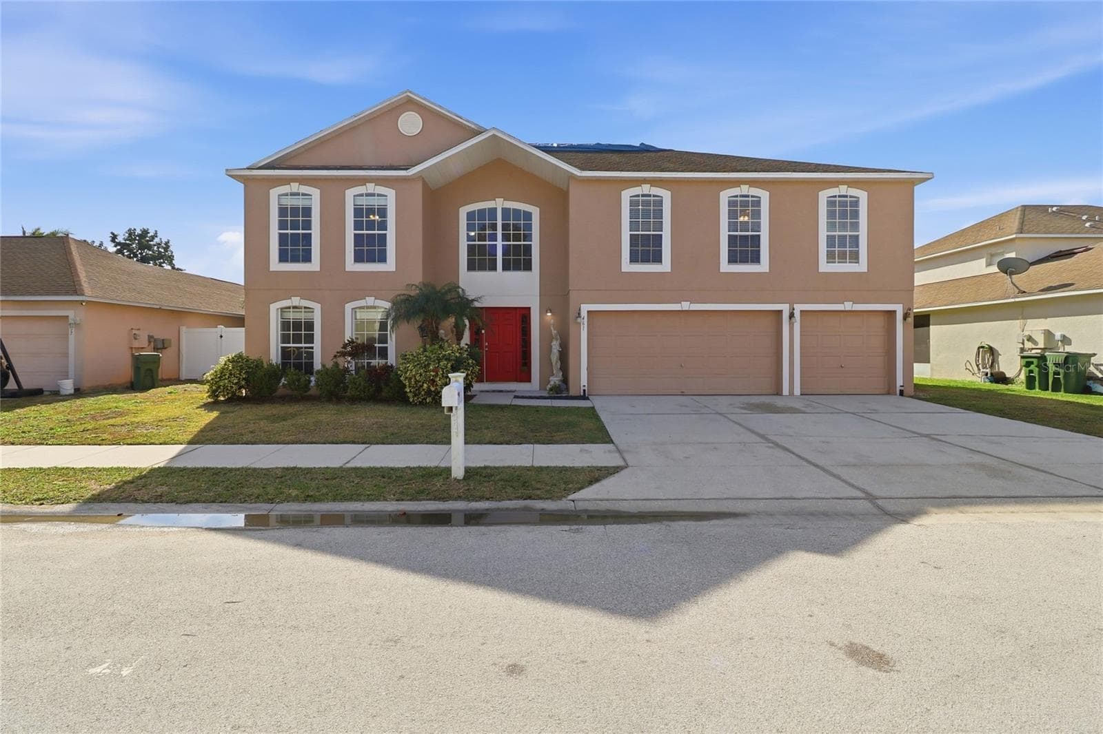 461 Fish Hawk Dr