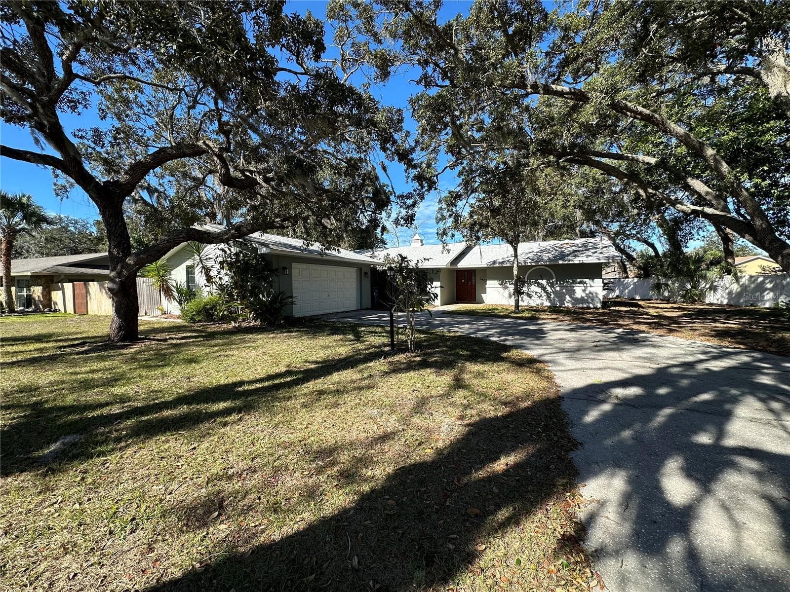 1423 Meadow Lark Rd