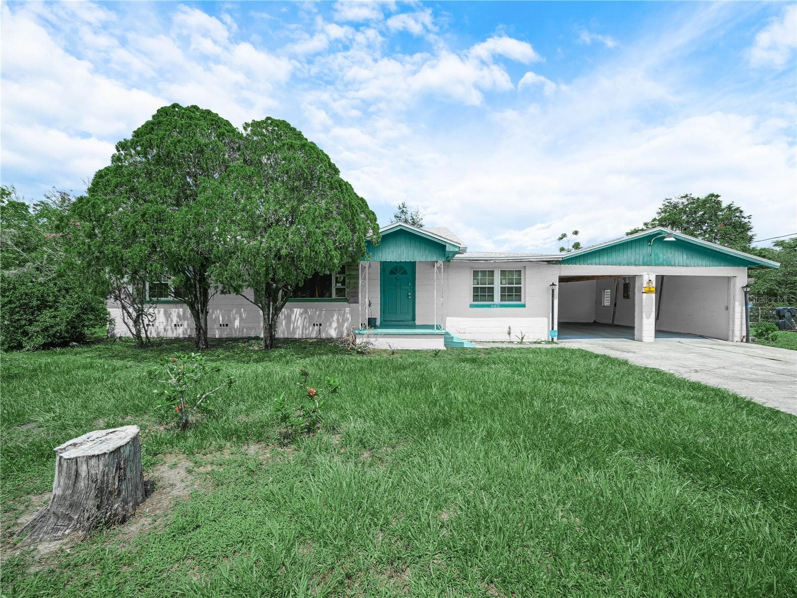 715 S Seminole Ave