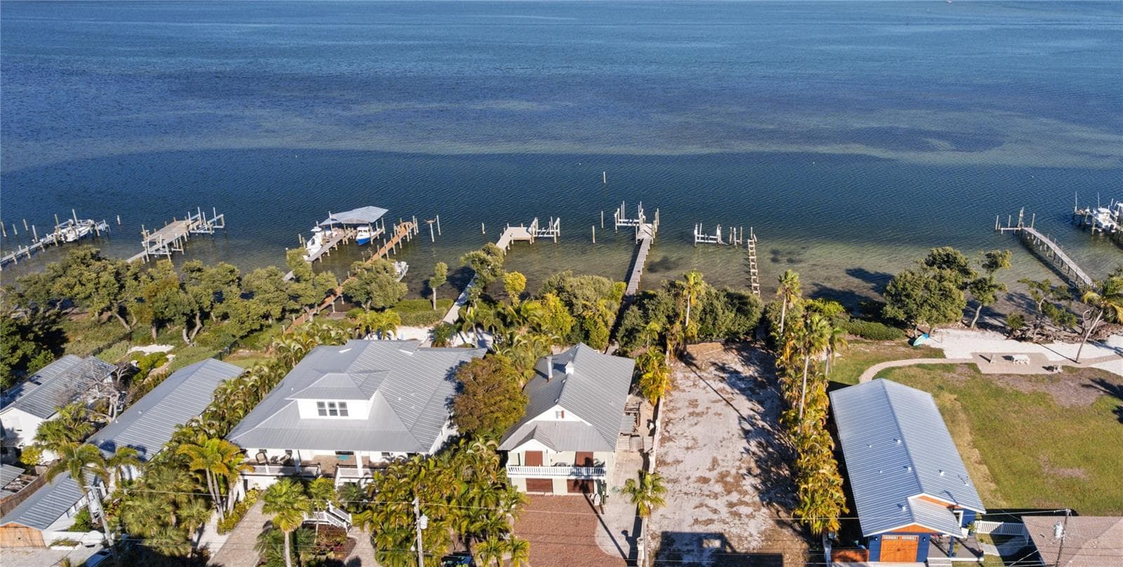 2308 Canasta Dr