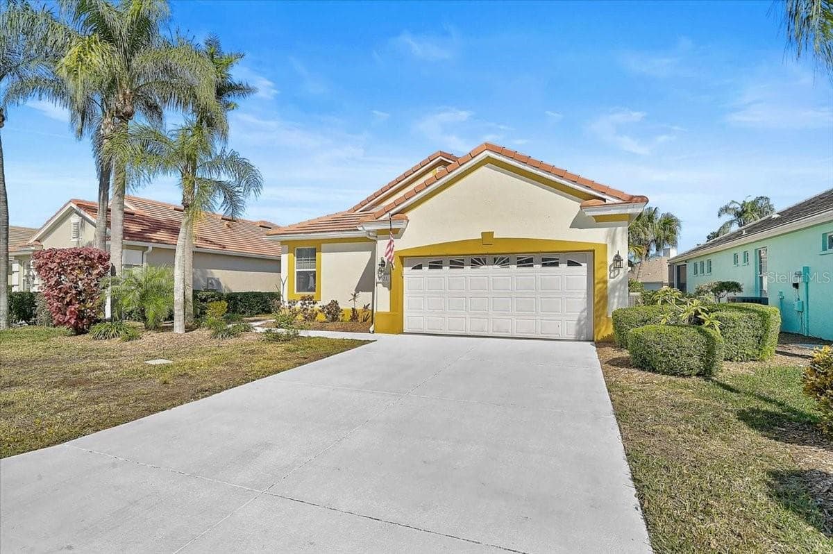 4031 Caddie Dr E