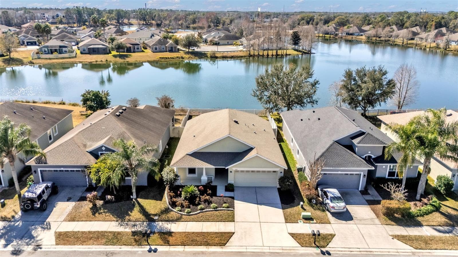 2447 Ladoga Dr