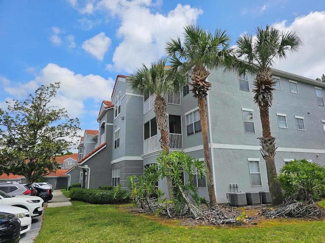 18001 Richmond Place Dr #716