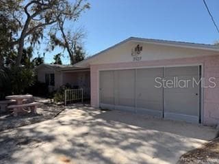 7127 Peninsular Dr