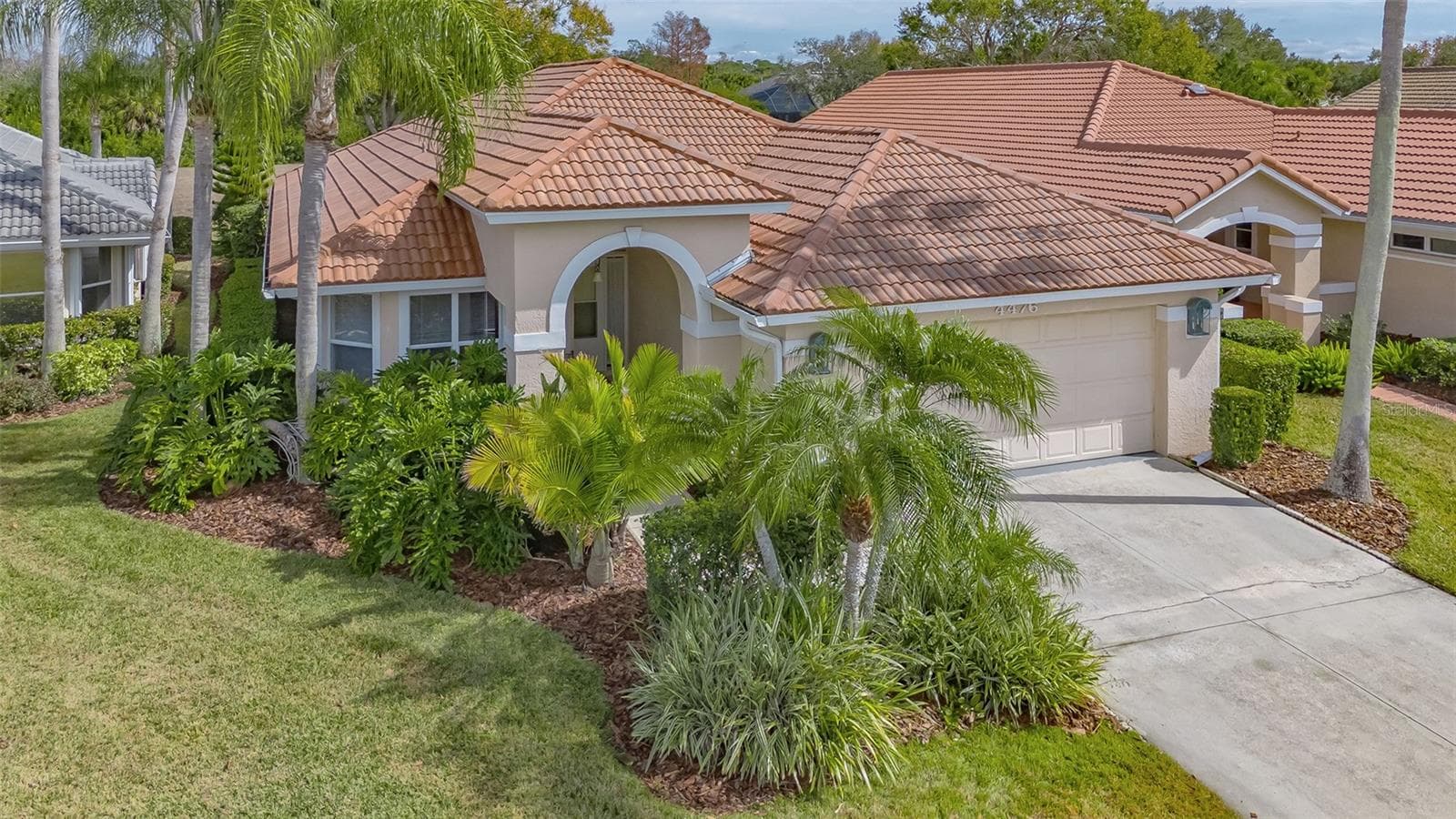 4476 Deer Trail Blvd