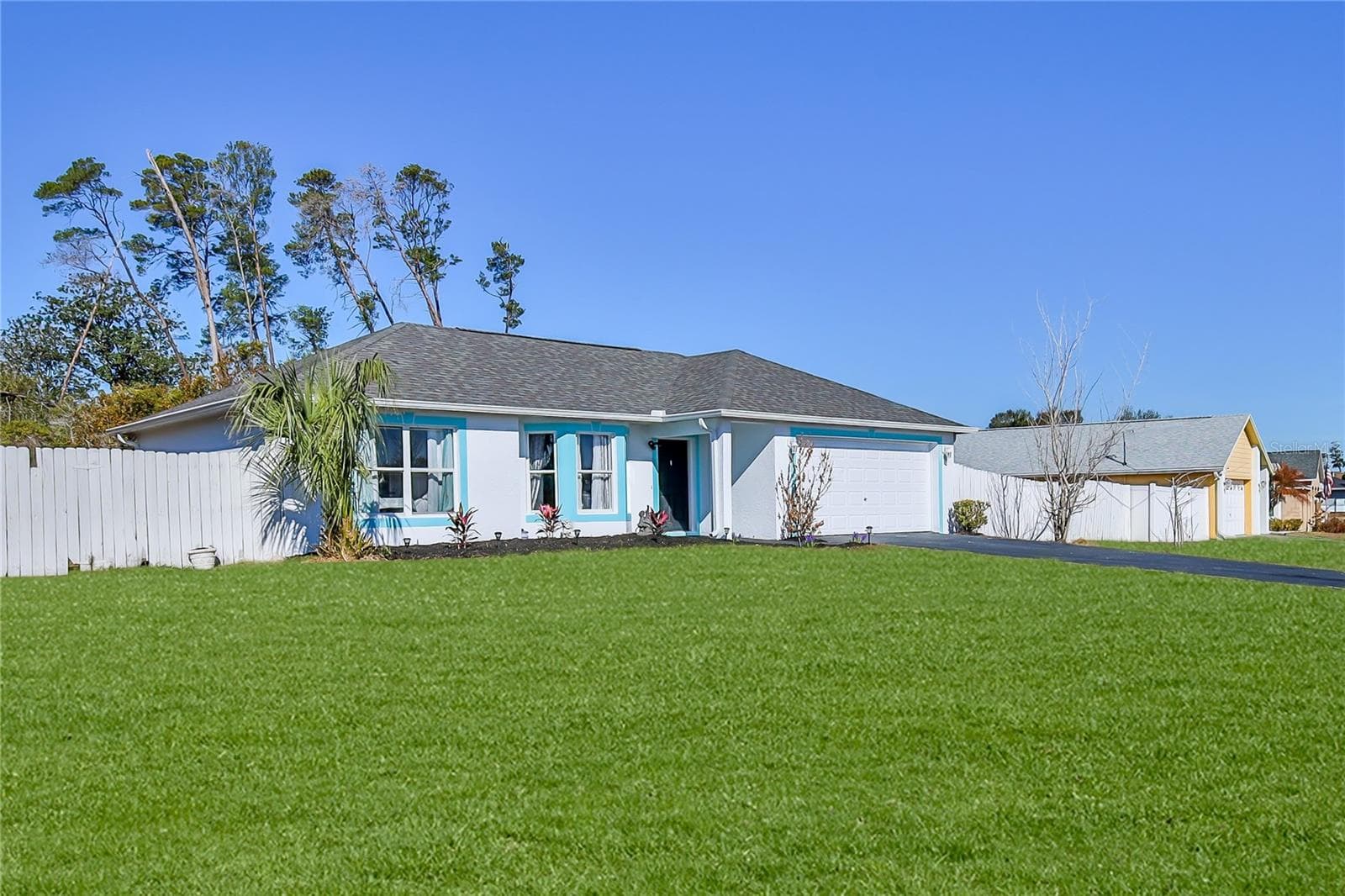 5437 Freeport Dr