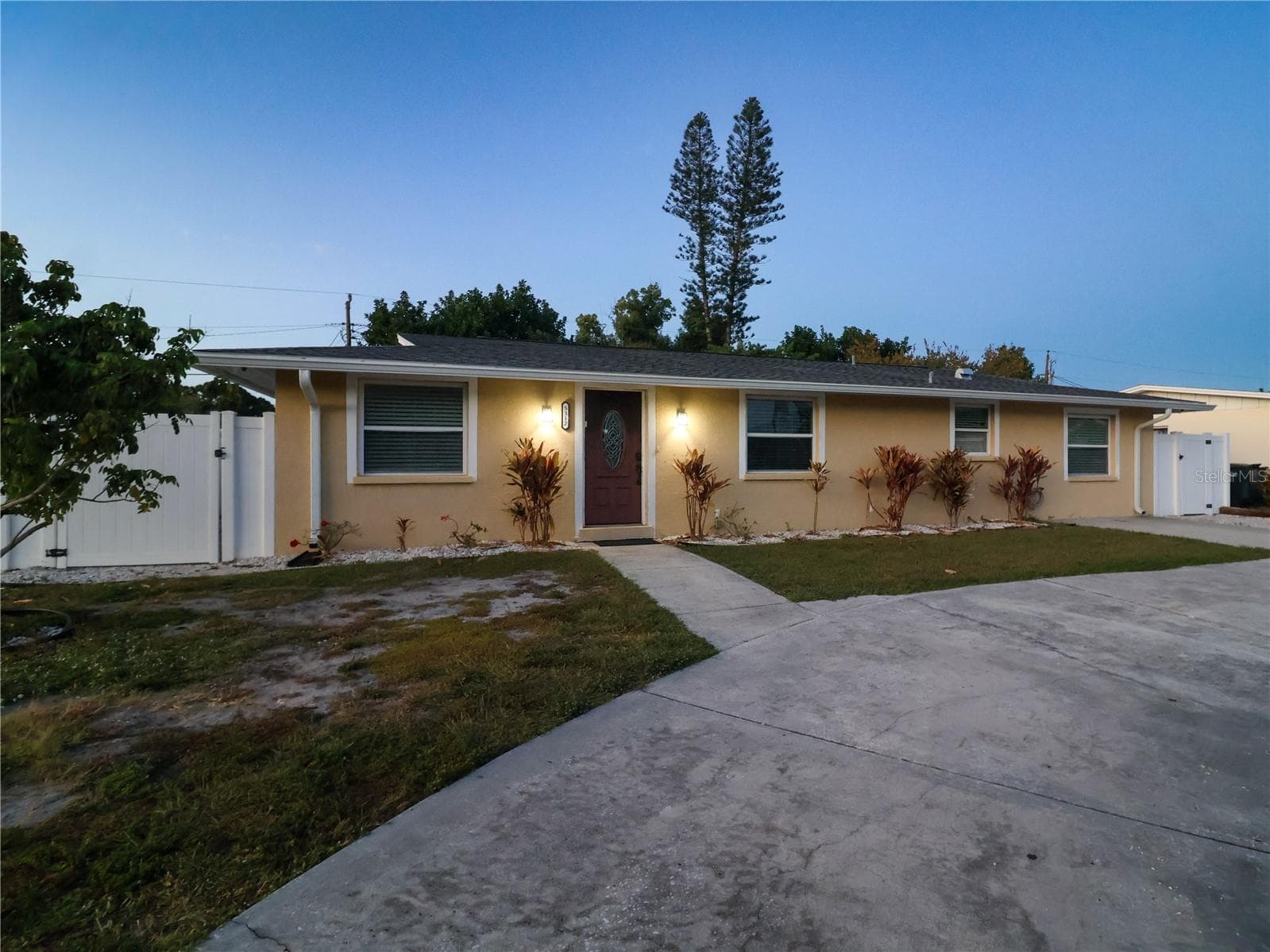 5312 39th Ave W