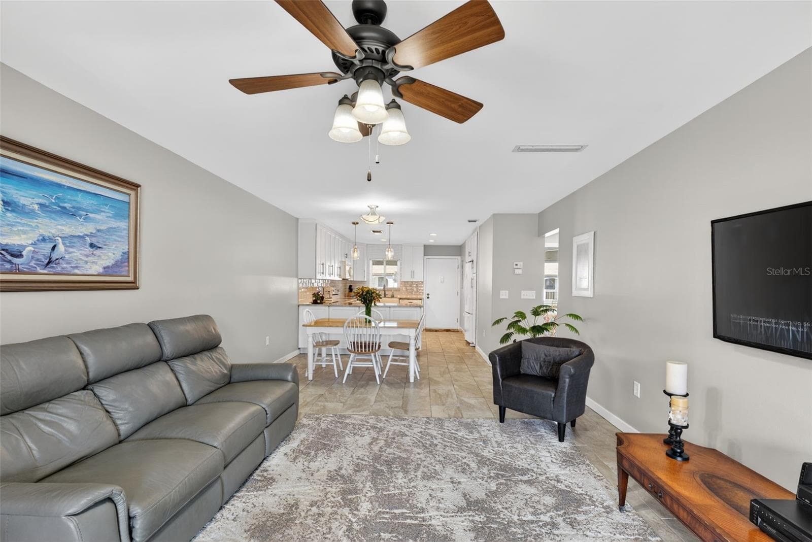 1632 Stickney Point Rd #201