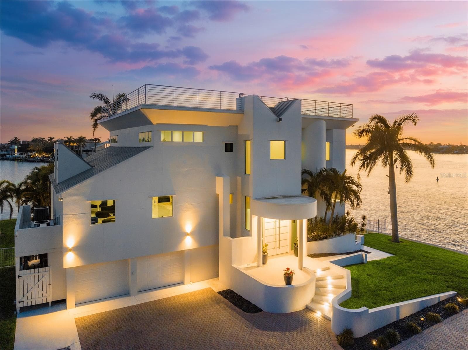 1400 Siesta Dr
