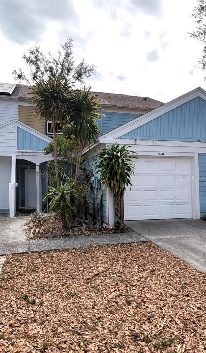 6138 Oak Cluster Cir