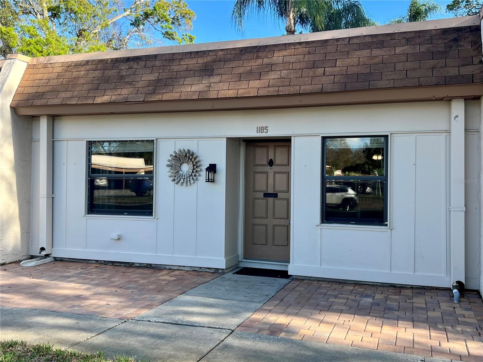 1185 Mission Cir