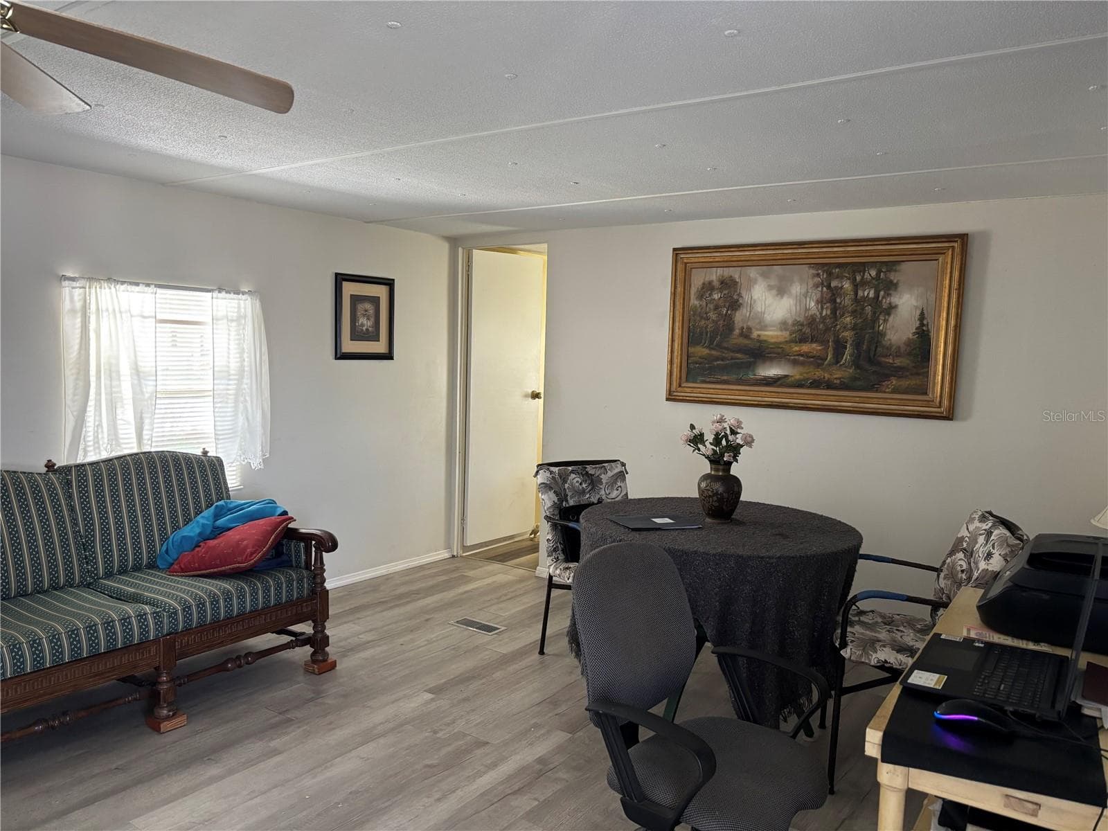 3346 Chatford Dr