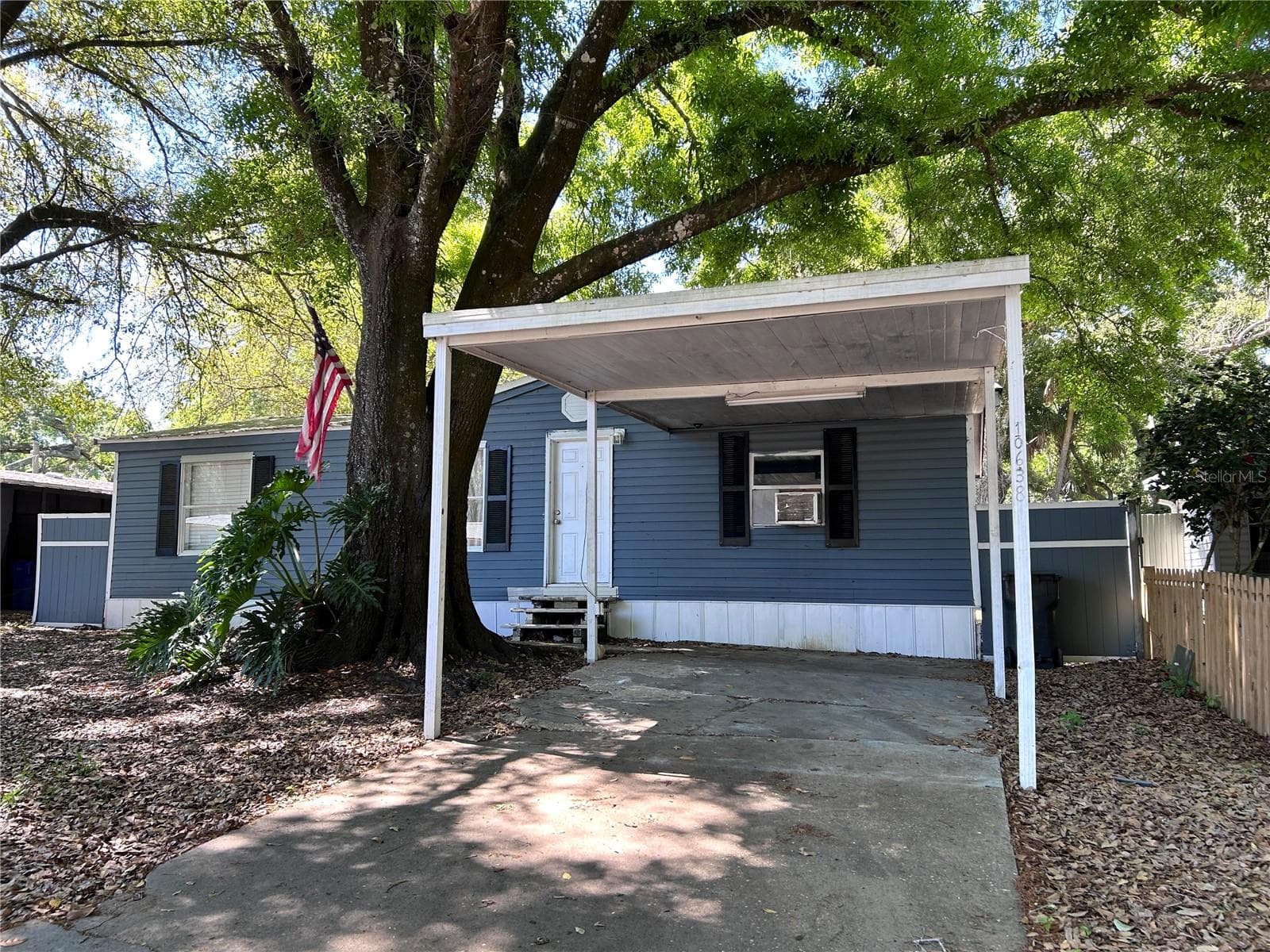 10638 Bay Hills Cir
