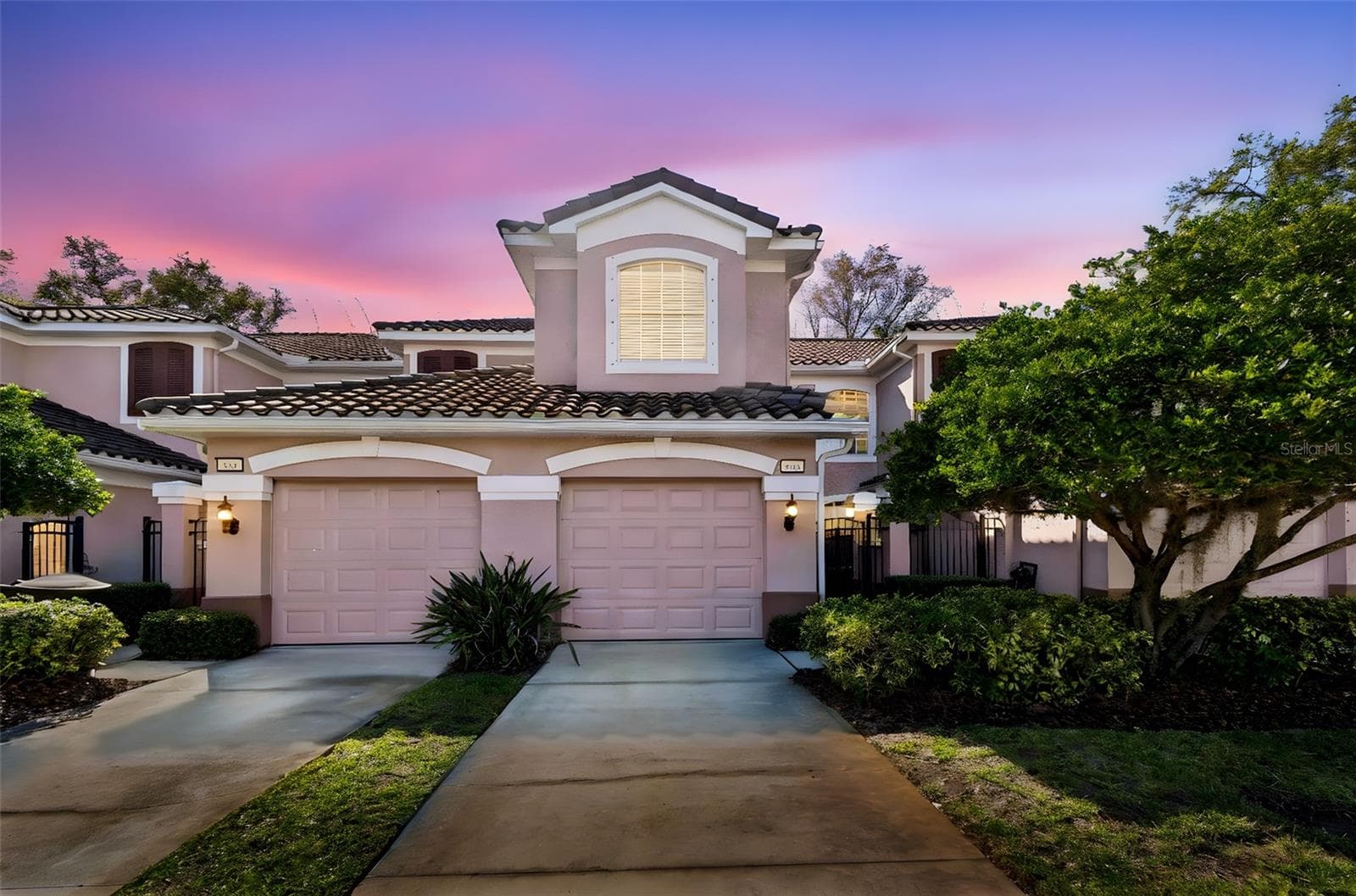 894 Lantern Way