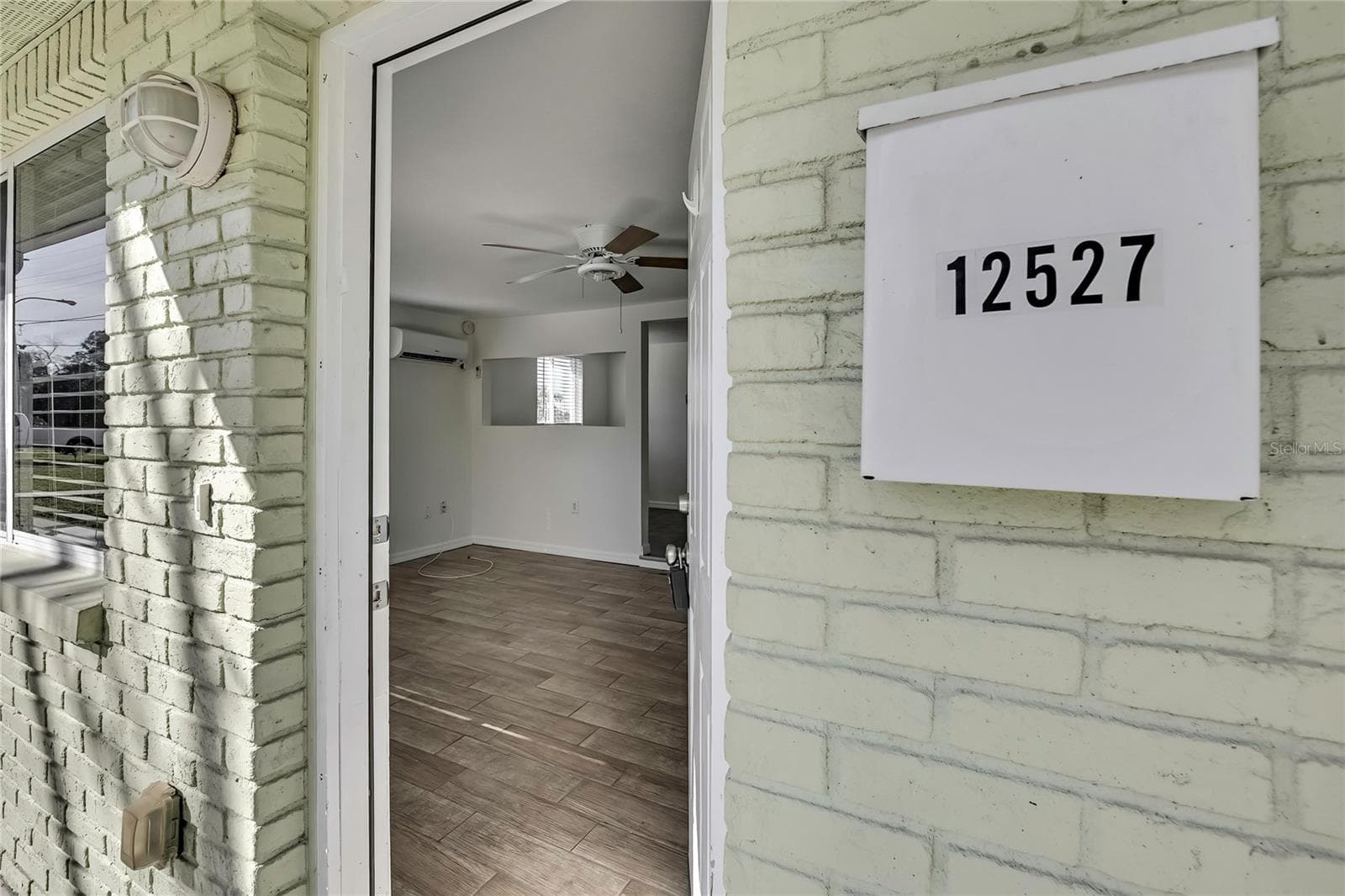 12527 1st Isle