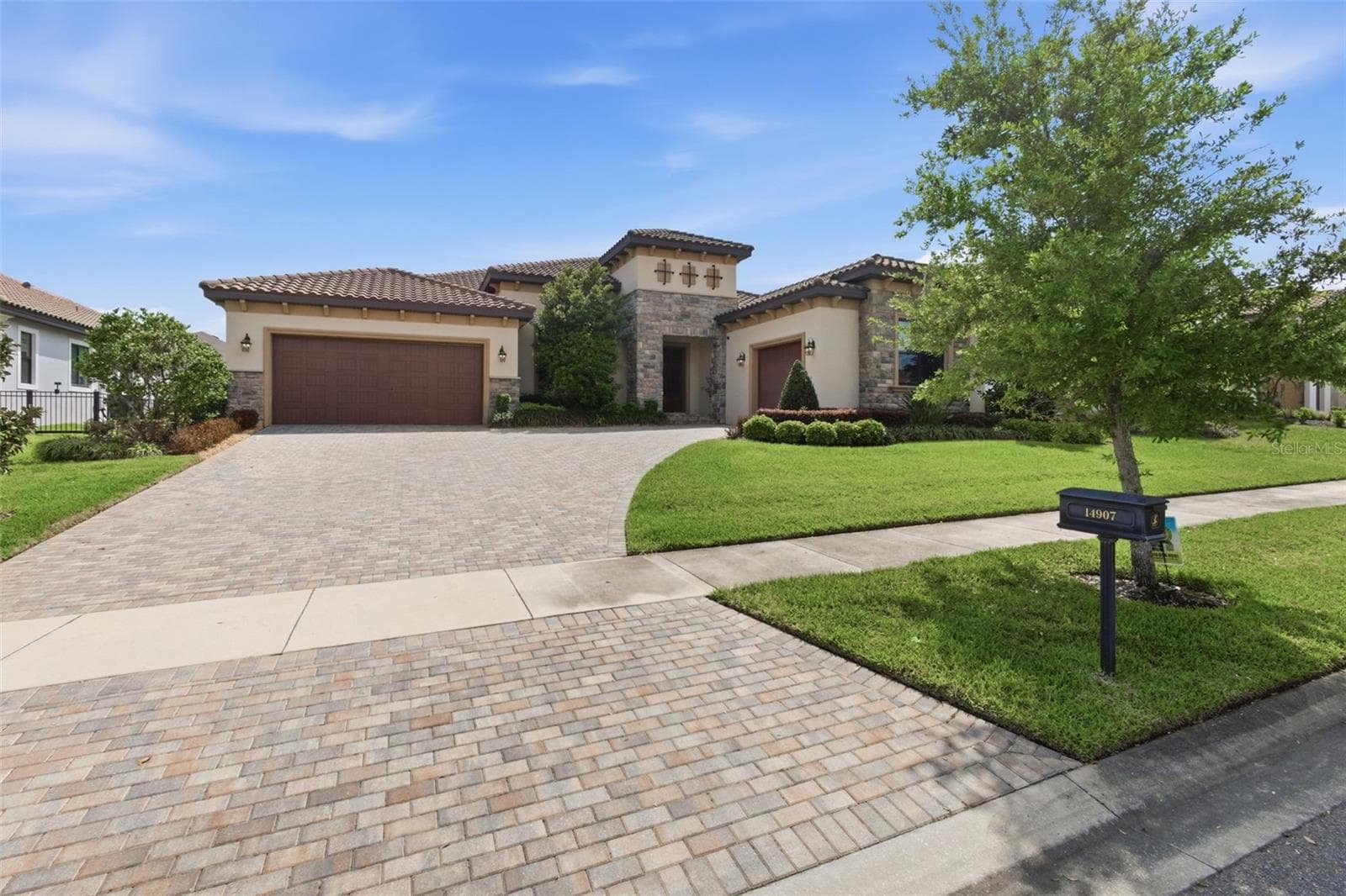 14907 Tavares MILL Ave