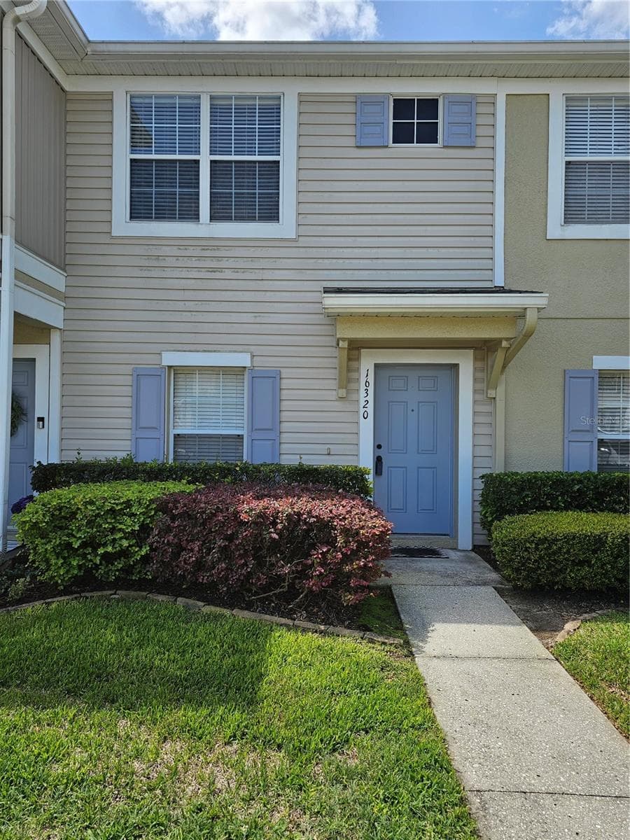 16320 Swan View Cir