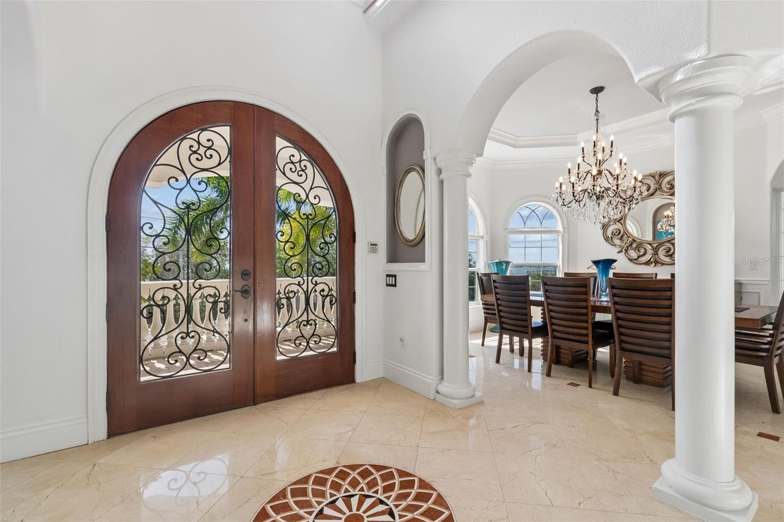 6233 Bayshore Blvd
